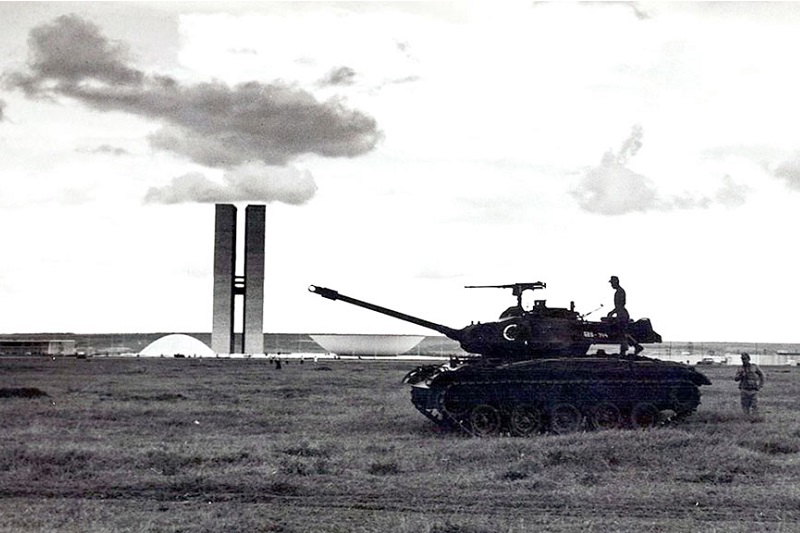 Tanques de guerra circularão em Brasília na hora da ...